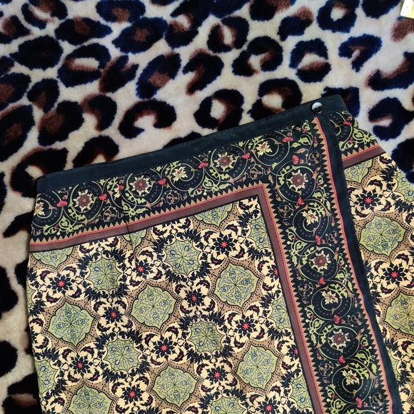 sold......VTG Faux Wrap Skirt by Sag Harbor - Picture 7 of 11